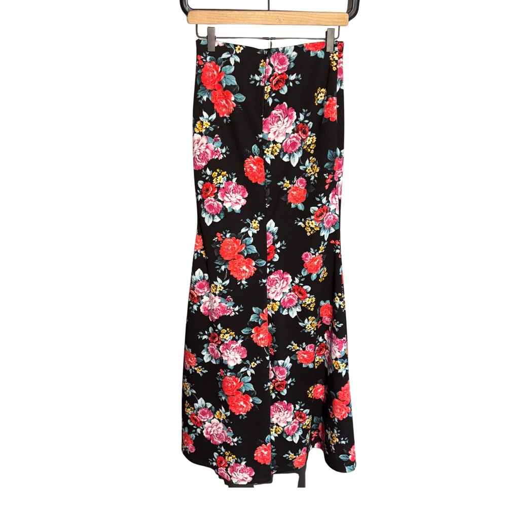 B Darlin Black Floral Maxi‎ Skirt Size 8 Cottagecore Romantic Feminine Versatile